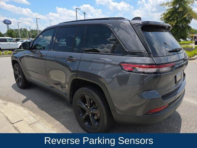 Used 2023 Jeep Grand Cherokee Limited w/ Black Appearance Package RWD image 5