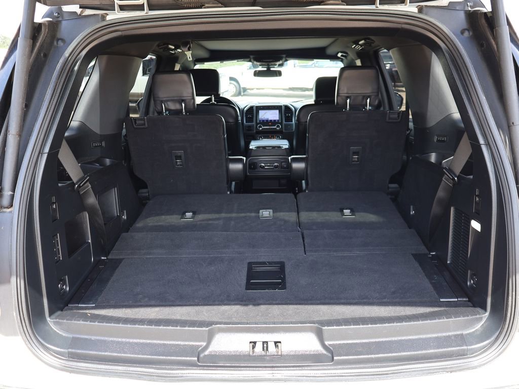 Certified 2021 Ford Expedition XLT RWD image 16
