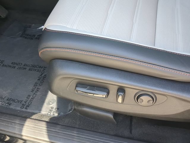 Used 2025 Honda CR-V Sport Touring image 9