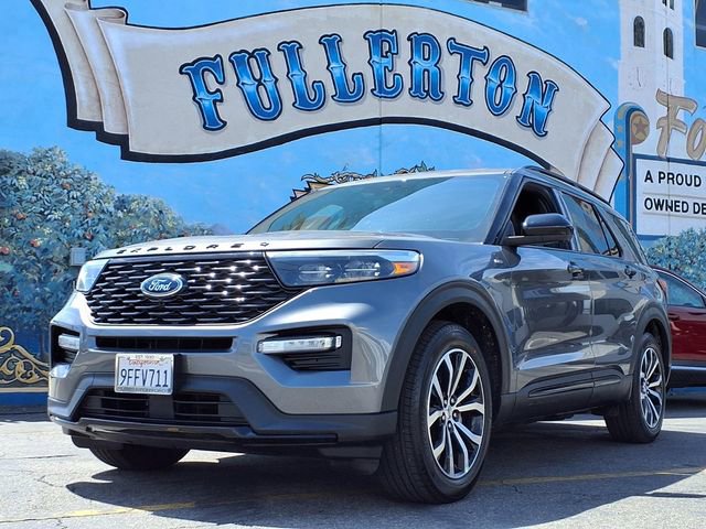 Certified 2023 Ford Explorer ST-Line RWD image 1