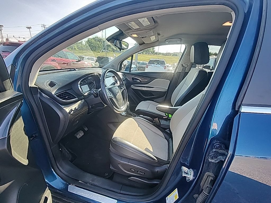 Used 2020 Buick Encore Preferred w/ Safety Package AWD/4WD image 9