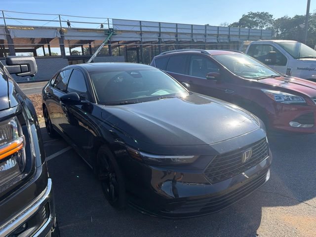 Used 2024 Honda Accord Sport image 2