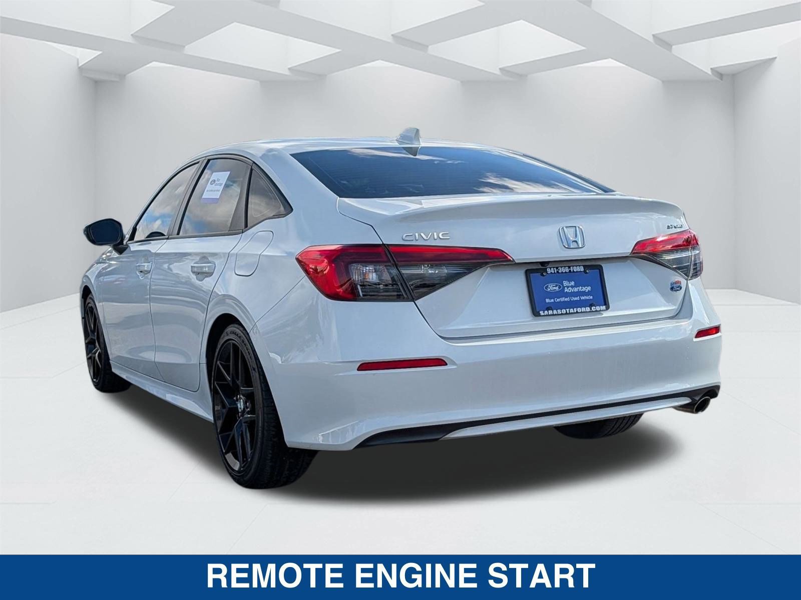 Used 2024 Honda Civic Sport image 2