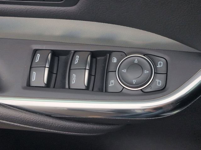 Used 2023 Cadillac XT4 Premium Luxury image 15