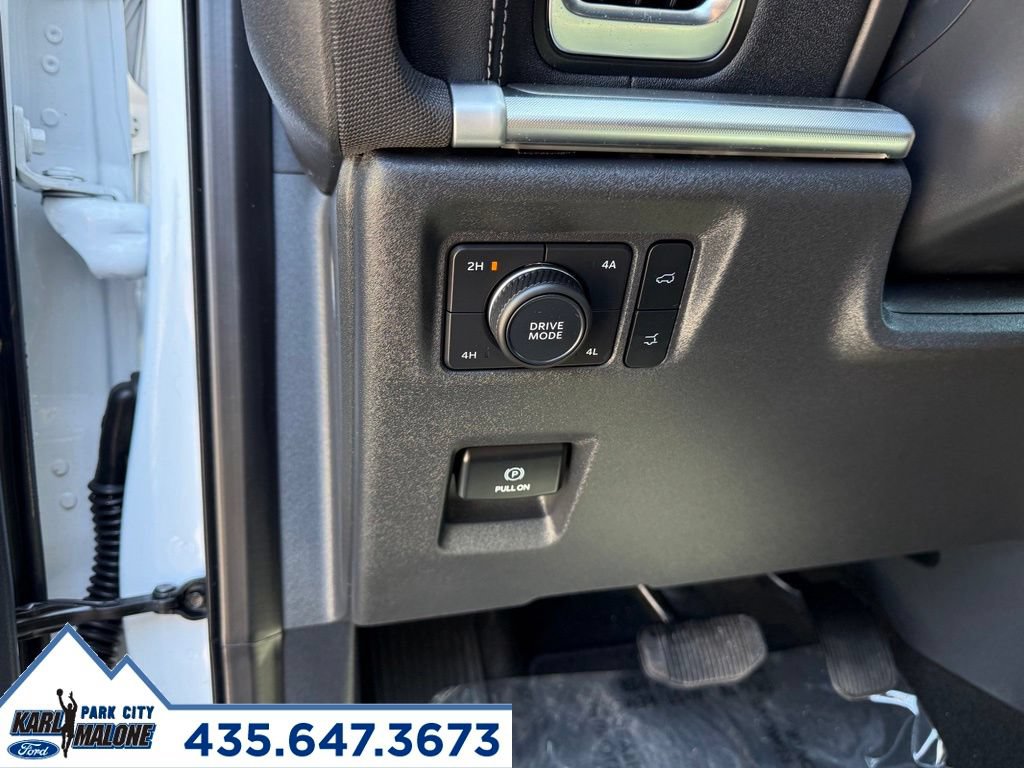 Certified 2025 Ford Expedition Max Platinum AWD/4WD image 17