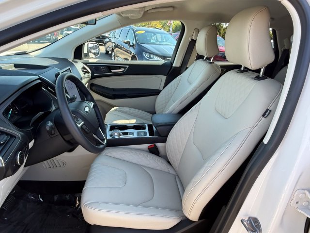 Certified 2024 Ford Edge Titanium AWD/4WD image 6