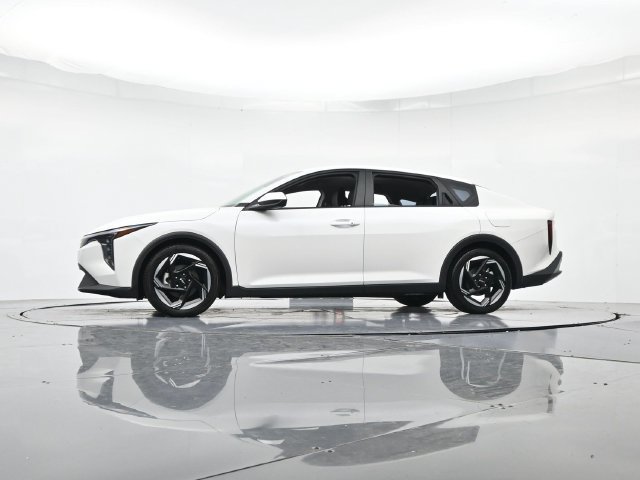 Used 2025 Kia K4 EX FWD image 38