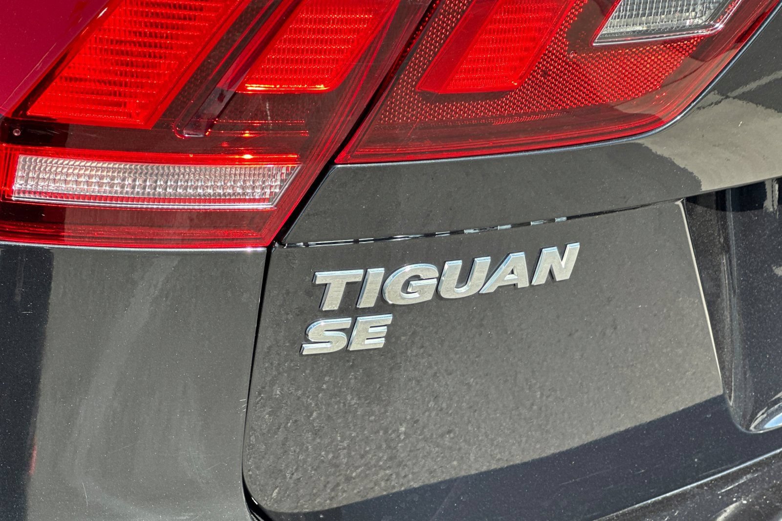Used 2019 Volkswagen Tiguan SE FWD image 27