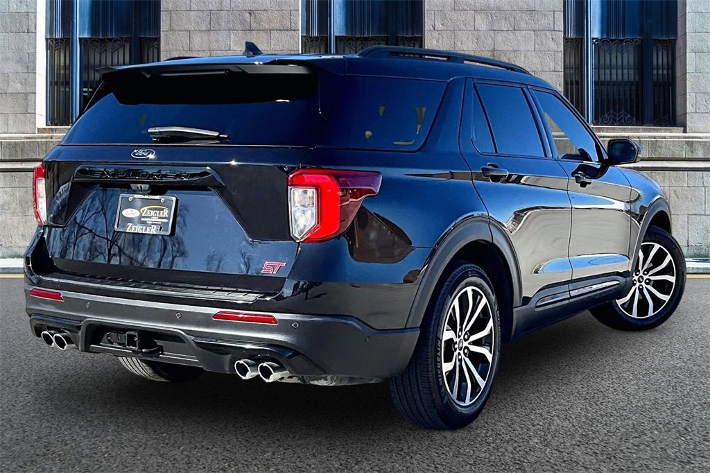 Certified 2020 Ford Explorer ST w/ Premium Technology Package image 11