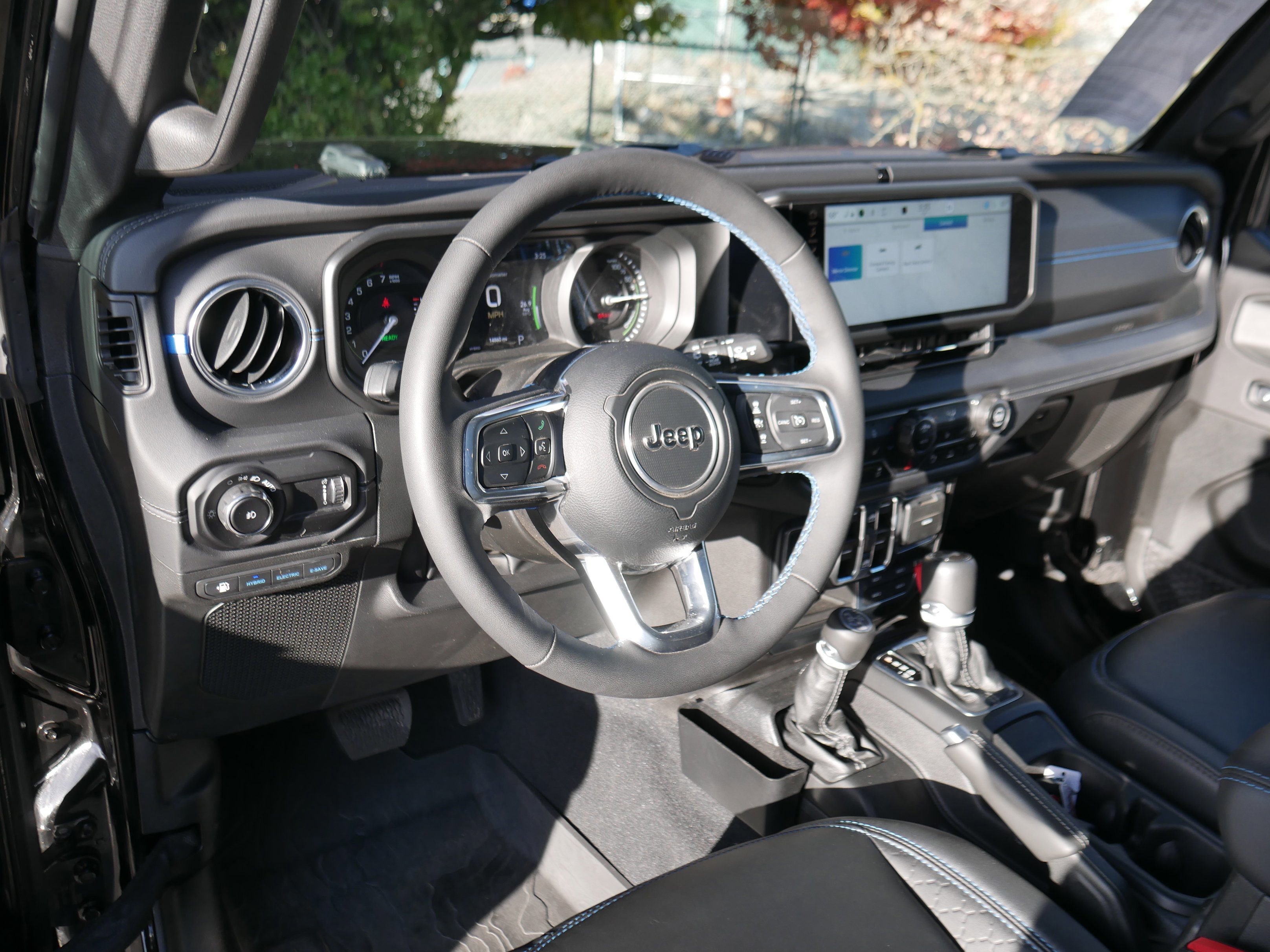 Used 2024 Jeep Wrangler High Altitude image 10