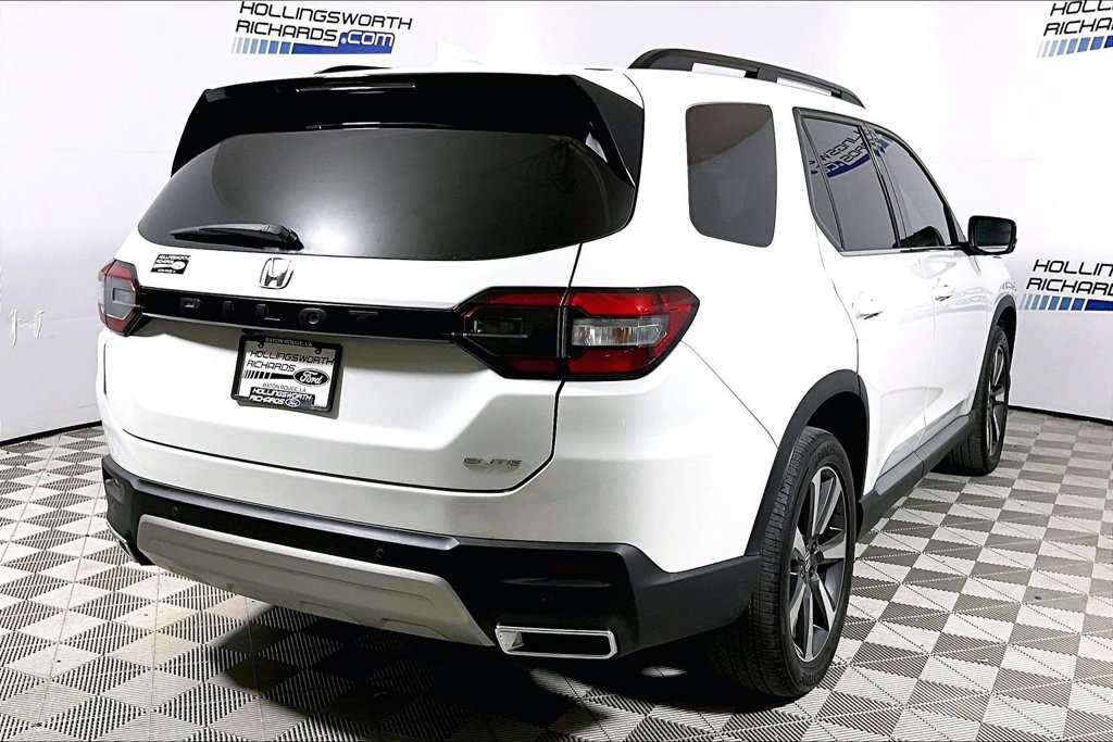 Used 2025 Honda Pilot Elite image 9