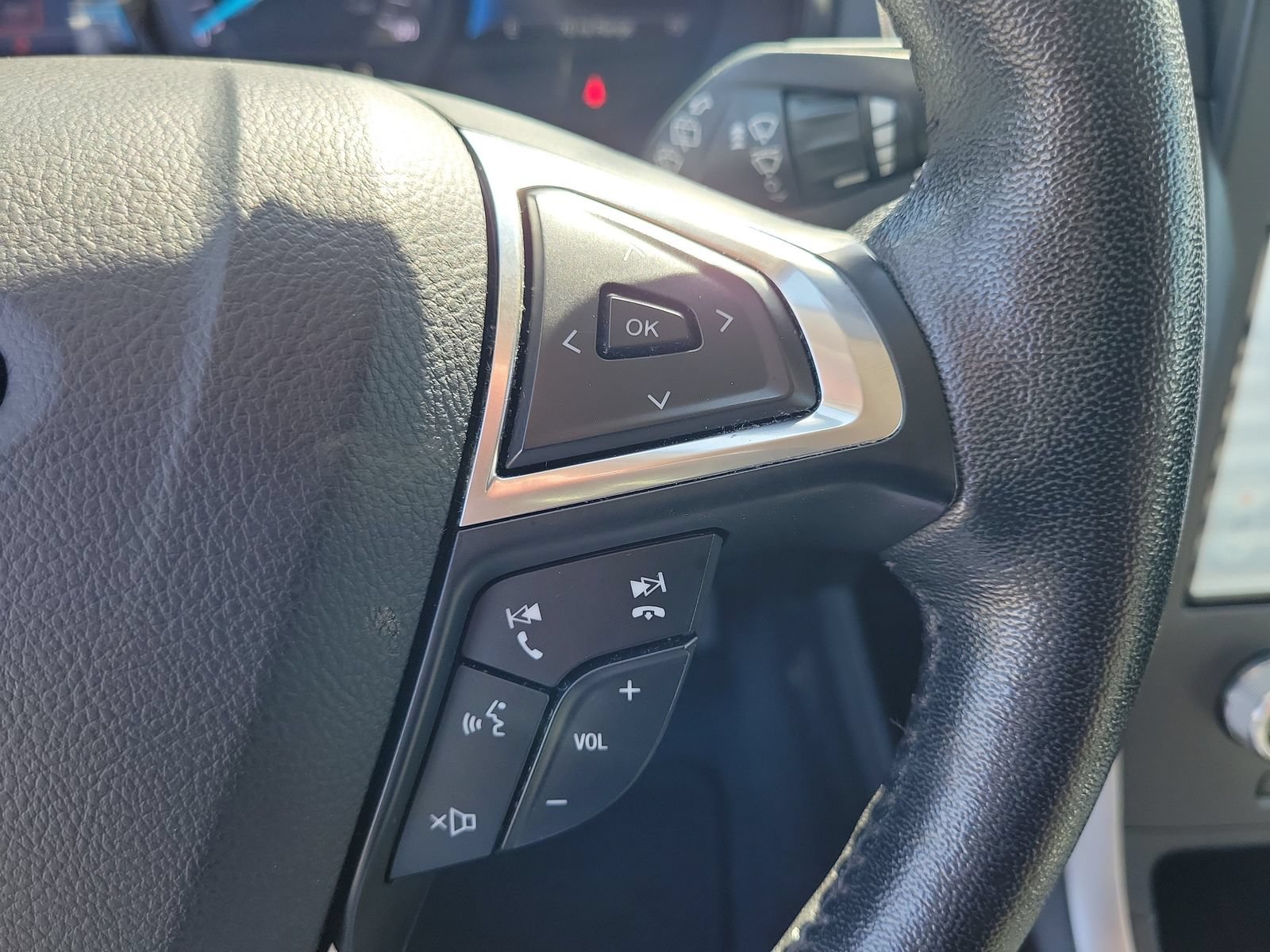 Certified 2022 Ford Edge SEL w/ Sport Appearance Package AWD/4WD image 22