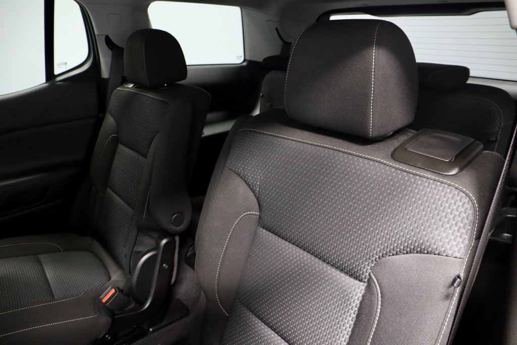 Used 2023 GMC Acadia SLE w/ Driver Convenience Package image 22