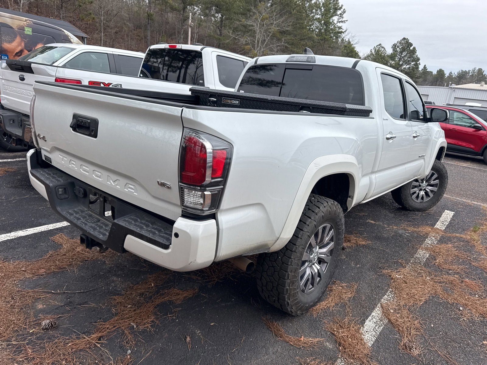 Used 2023 Toyota Tacoma Limited image 4