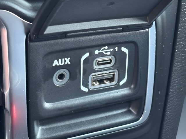Used 2021 Jeep Wrangler Unlimited Rubicon AWD/4WD image 16