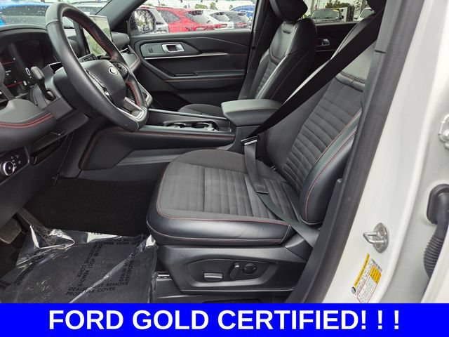 Certified 2025 Ford Explorer ST-Line AWD/4WD image 9