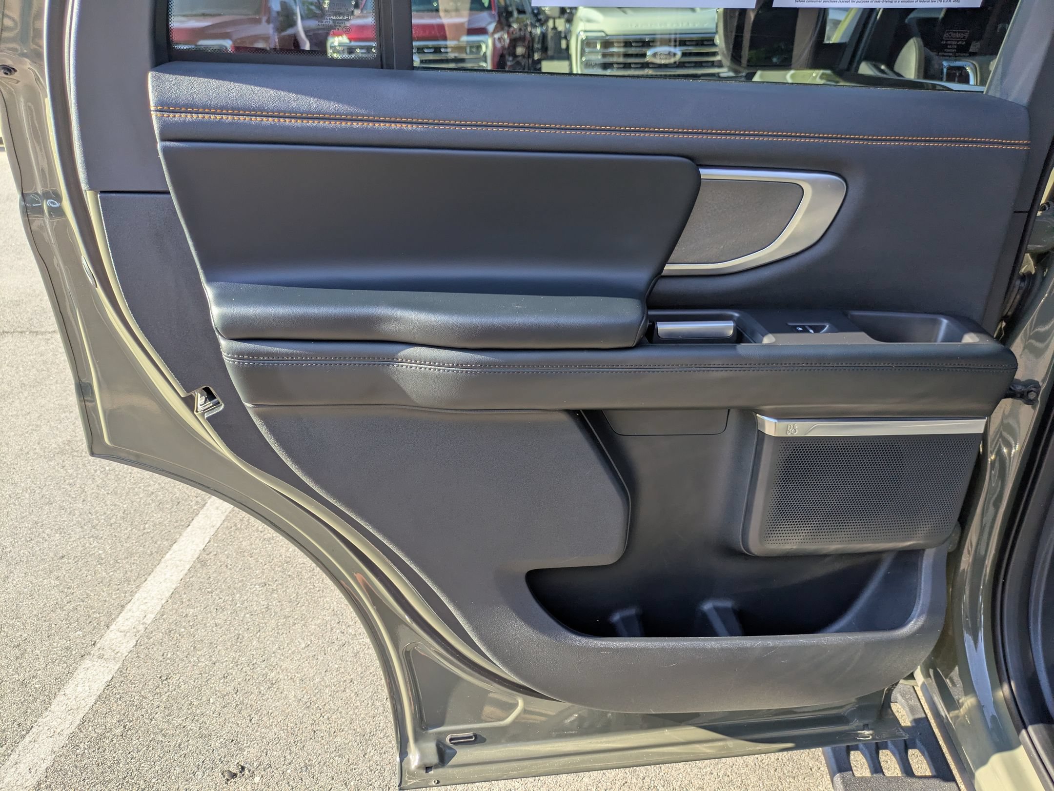 Certified 2025 Ford Expedition Tremor AWD/4WD image 29