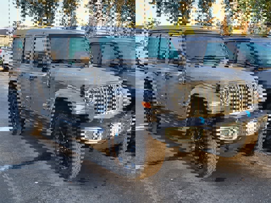 Used 2023 Jeep Wrangler Sahara w/ Cold Weather Group image 3