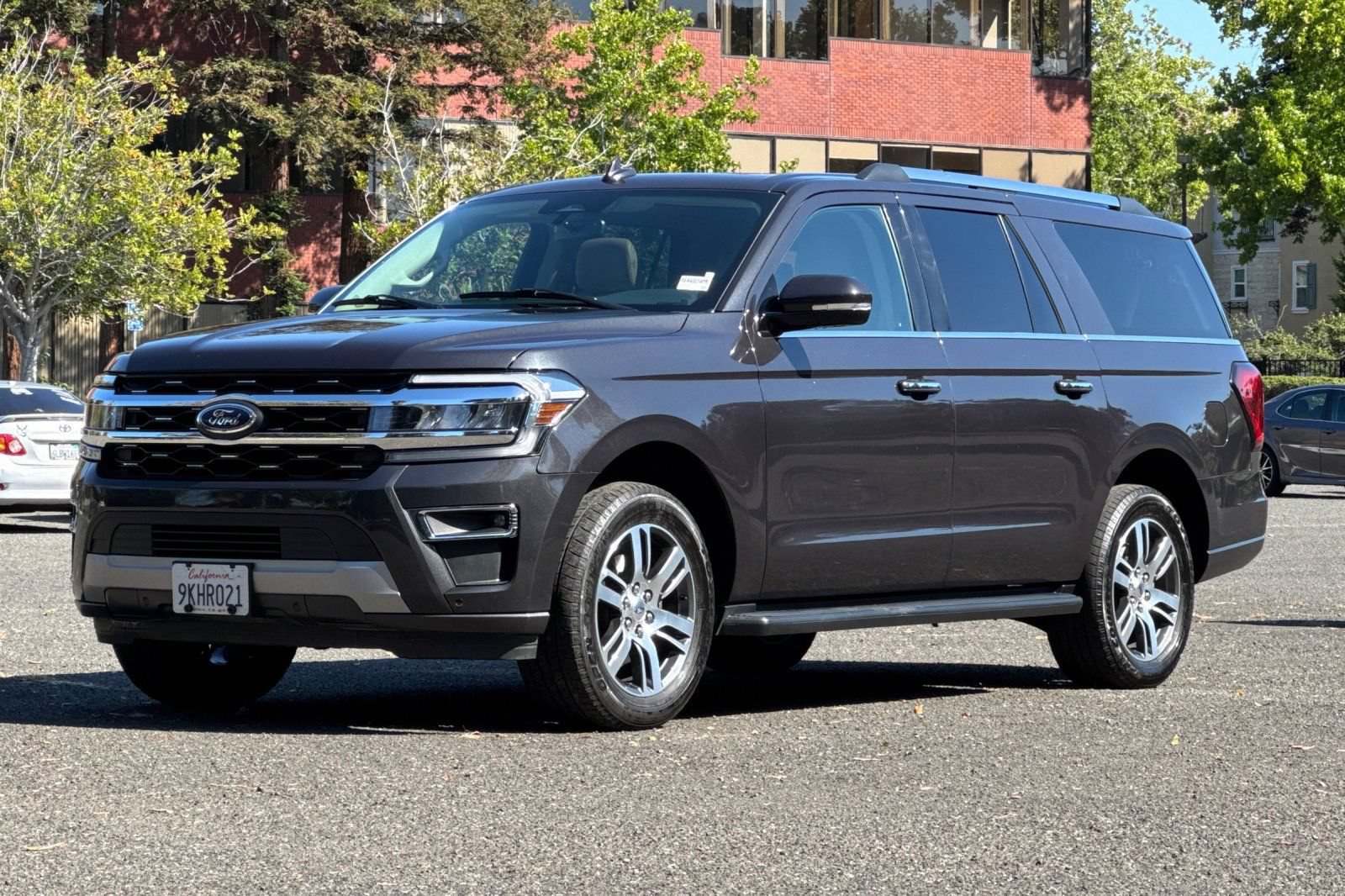 Certified 2024 Ford Expedition Max Limited RWD image 8