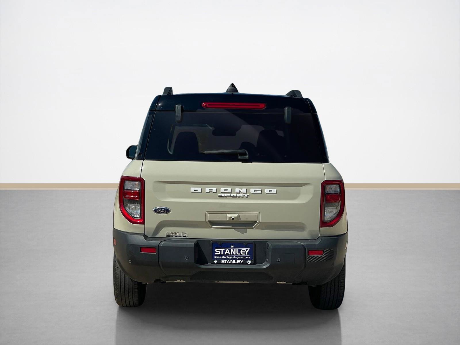 Certified 2025 Ford Bronco Sport Outer Banks w/ Outer Banks Tech Package+ AWD/4WD image 7