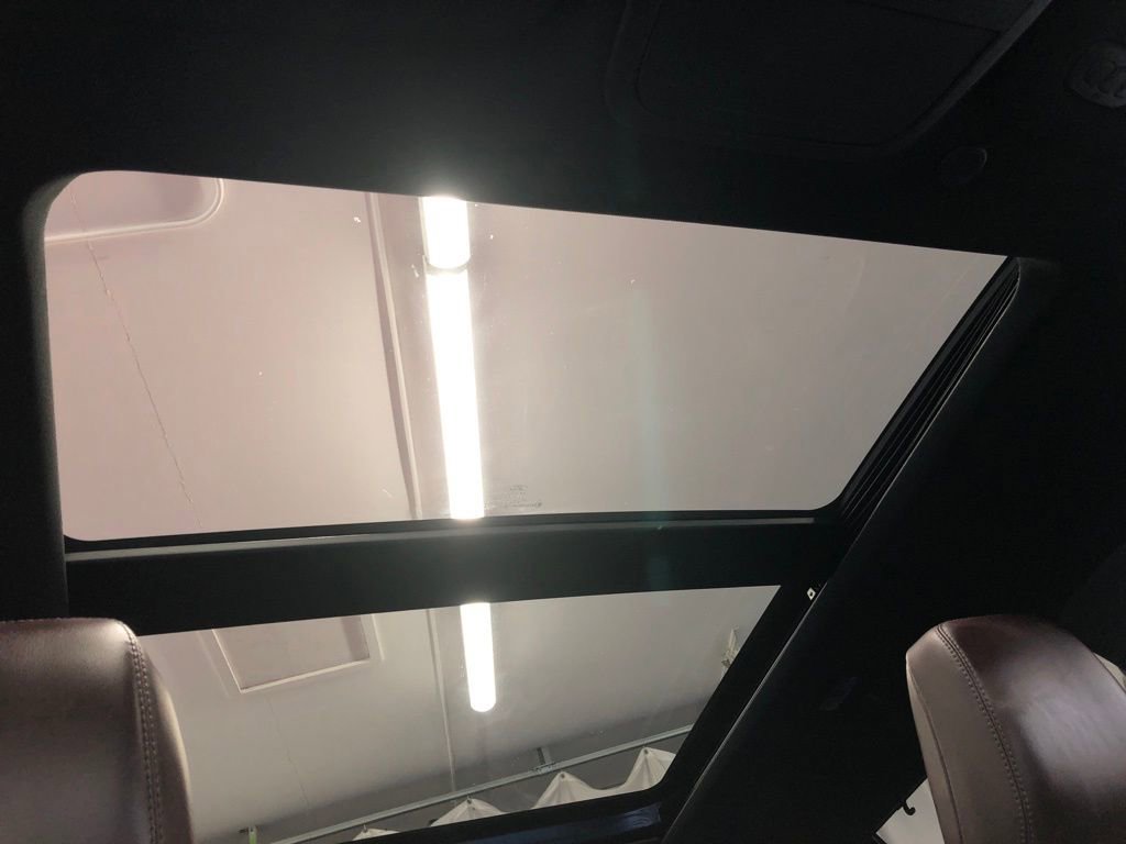 Certified 2020 Ford Explorer Platinum w/ Premium Technology Package image 36