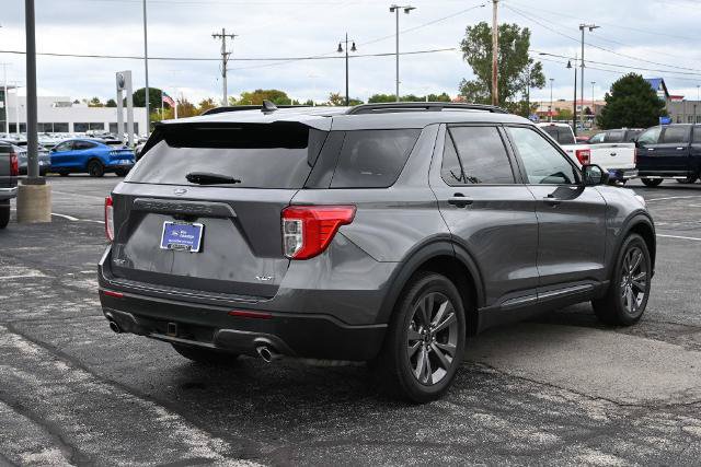 Certified 2023 Ford Explorer XLT w/ Equipment Group 202A AWD/4WD image 9