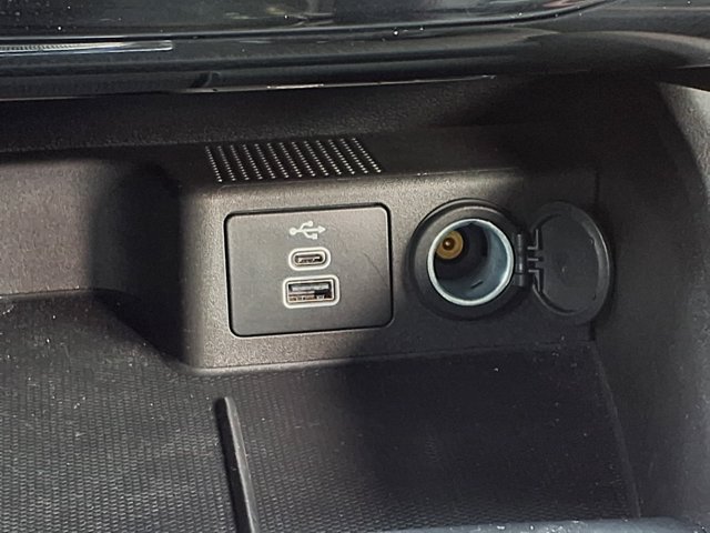 Certified 2024 Ford Escape ST-Line w/ Tech Pack #1 AWD/4WD image 12