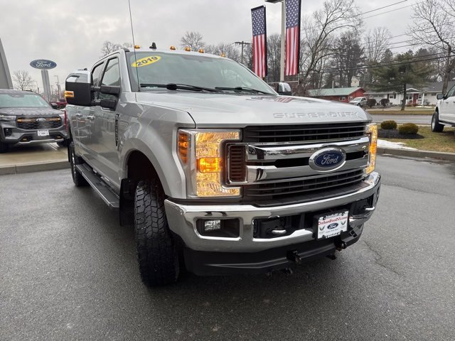 Certified 2019 Ford F250 XLT w/ XLT Premium Package image 4