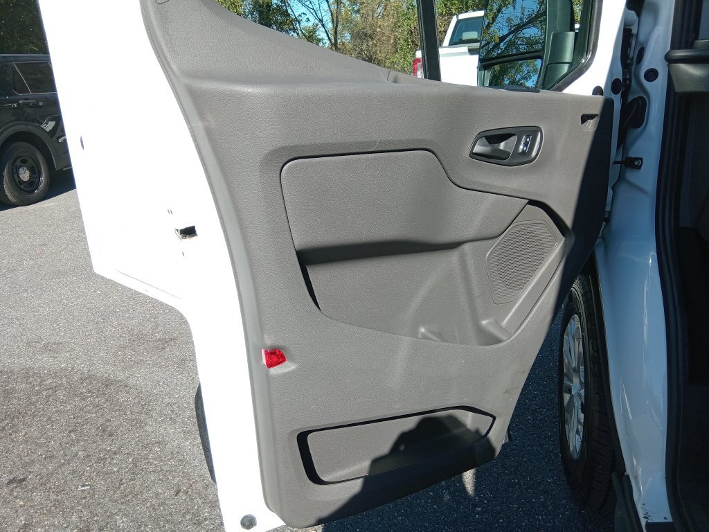 Certified 2024 Ford Transit 350 XLT RWD image 14