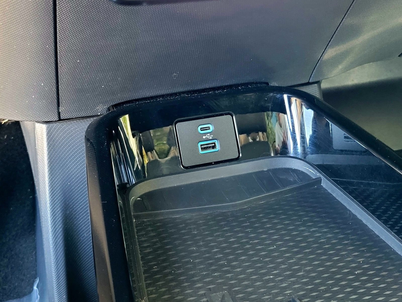 Certified 2023 Ford Mustang Mach-E Premium AWD/4WD image 25