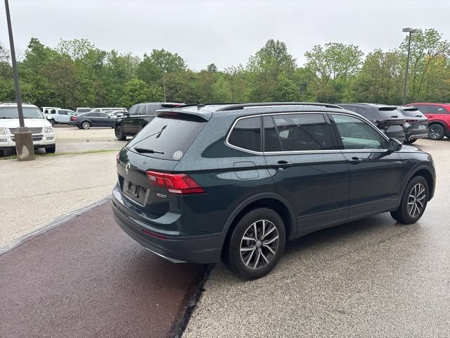 Used 2019 Volkswagen Tiguan SE w/ Panoramic Sunroof Package AWD/4WD image 27