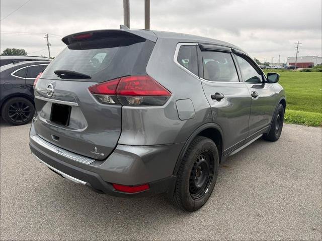 Used 2020 Nissan Rogue S FWD image 4