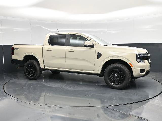 Certified 2025 Ford Ranger Lariat w/ FX4 Off-Road Package AWD/4WD image 3