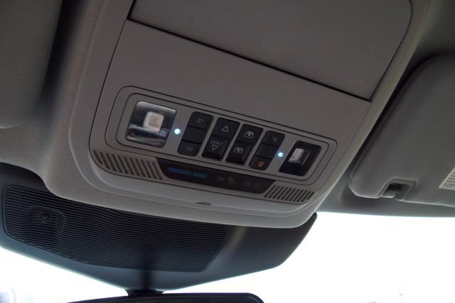 Certified 2023 Ford Explorer XLT w/ Equipment Group 202A AWD/4WD image 23