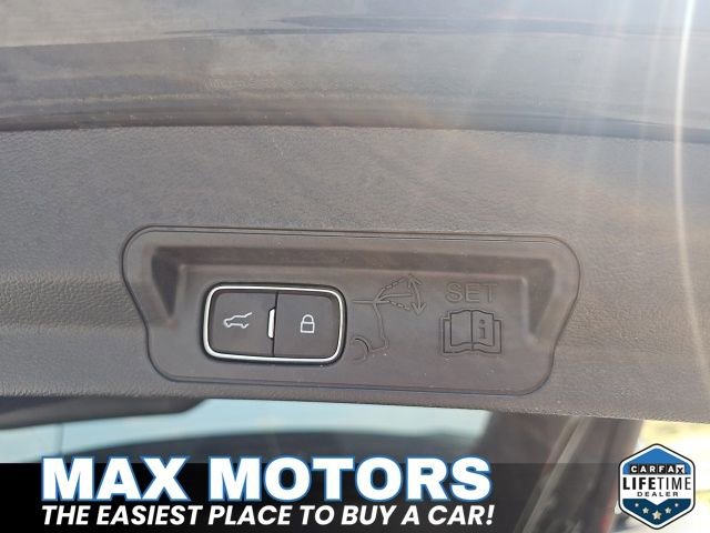 Certified 2023 Ford Explorer XLT w/ Equipment Group 202A image 10