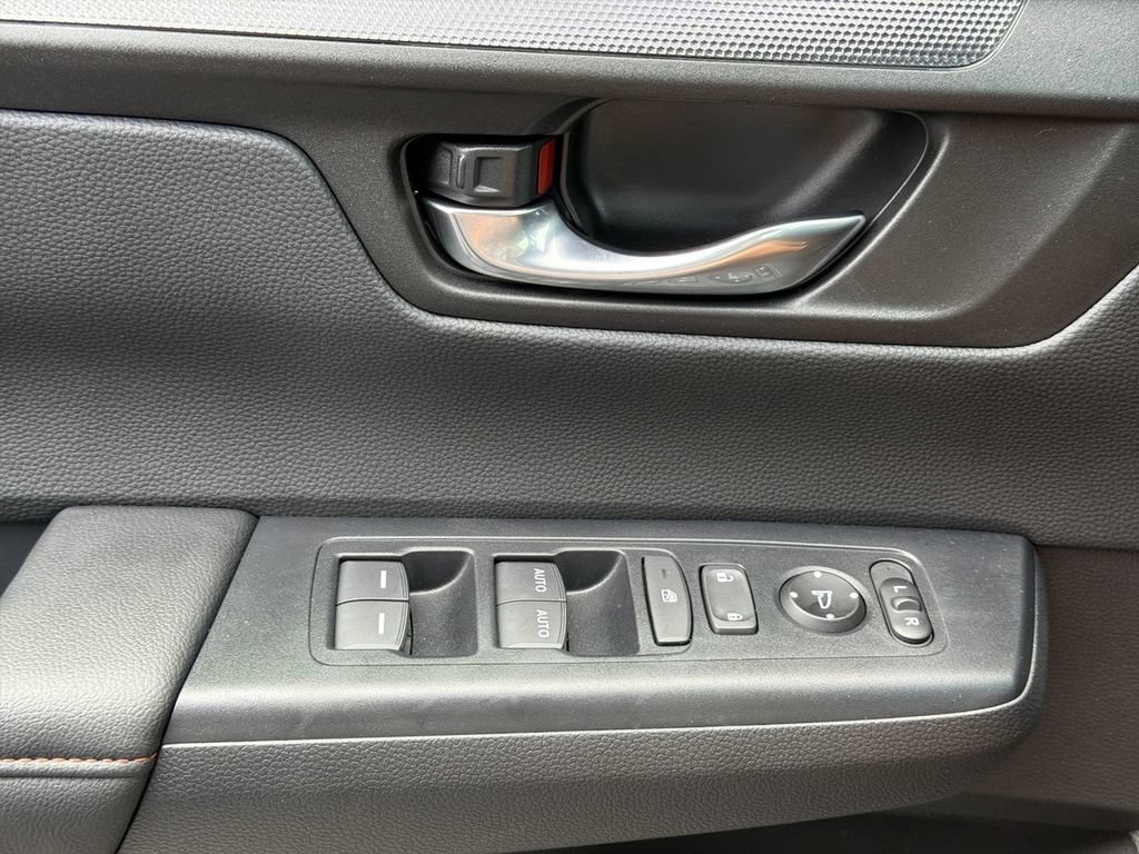 Used 2026 Honda CR-V Sport image 21