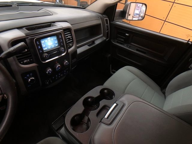 Used 2018 RAM 2500 Tradesman w/ Chrome Appearance Group image 19