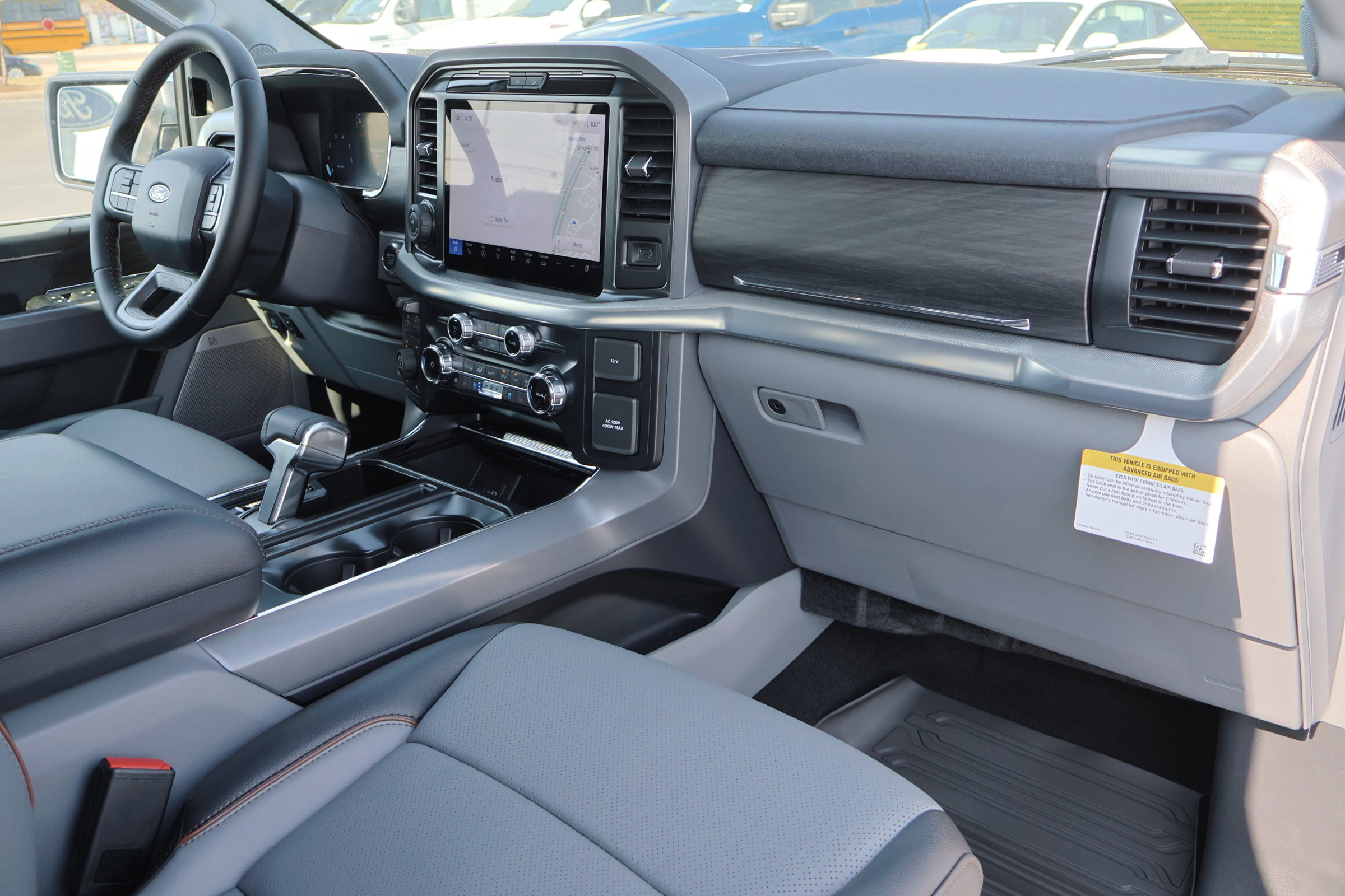 Certified 2025 Ford F150 Lariat w/ Equipment Group 501A Mid image 42