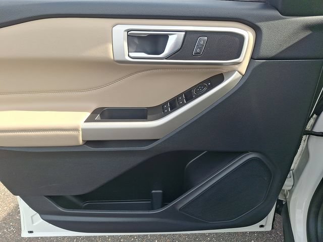 Certified 2023 Ford Explorer XLT w/ Equipment Group 202A AWD/4WD image 12