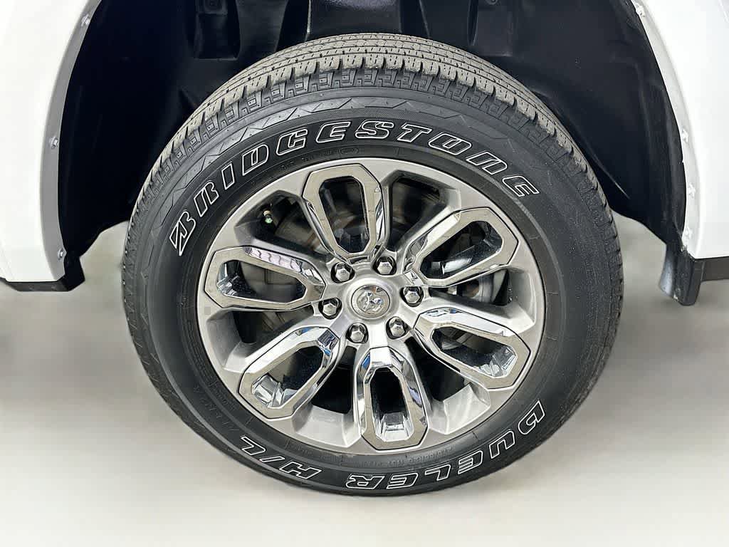 Used 2022 RAM 1500 Laramie AWD/4WD image 8