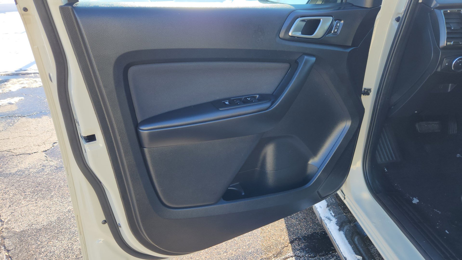 Certified 2022 Ford Ranger XLT w/ Equipment Group 301A Mid image 23