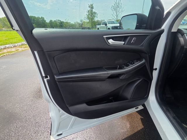 Certified 2019 Ford Edge SE FWD image 25