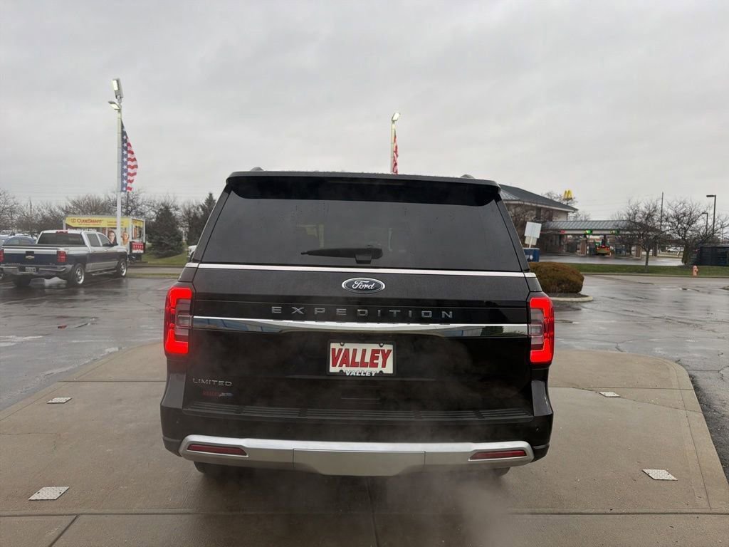Certified 2024 Ford Expedition Limited image 6