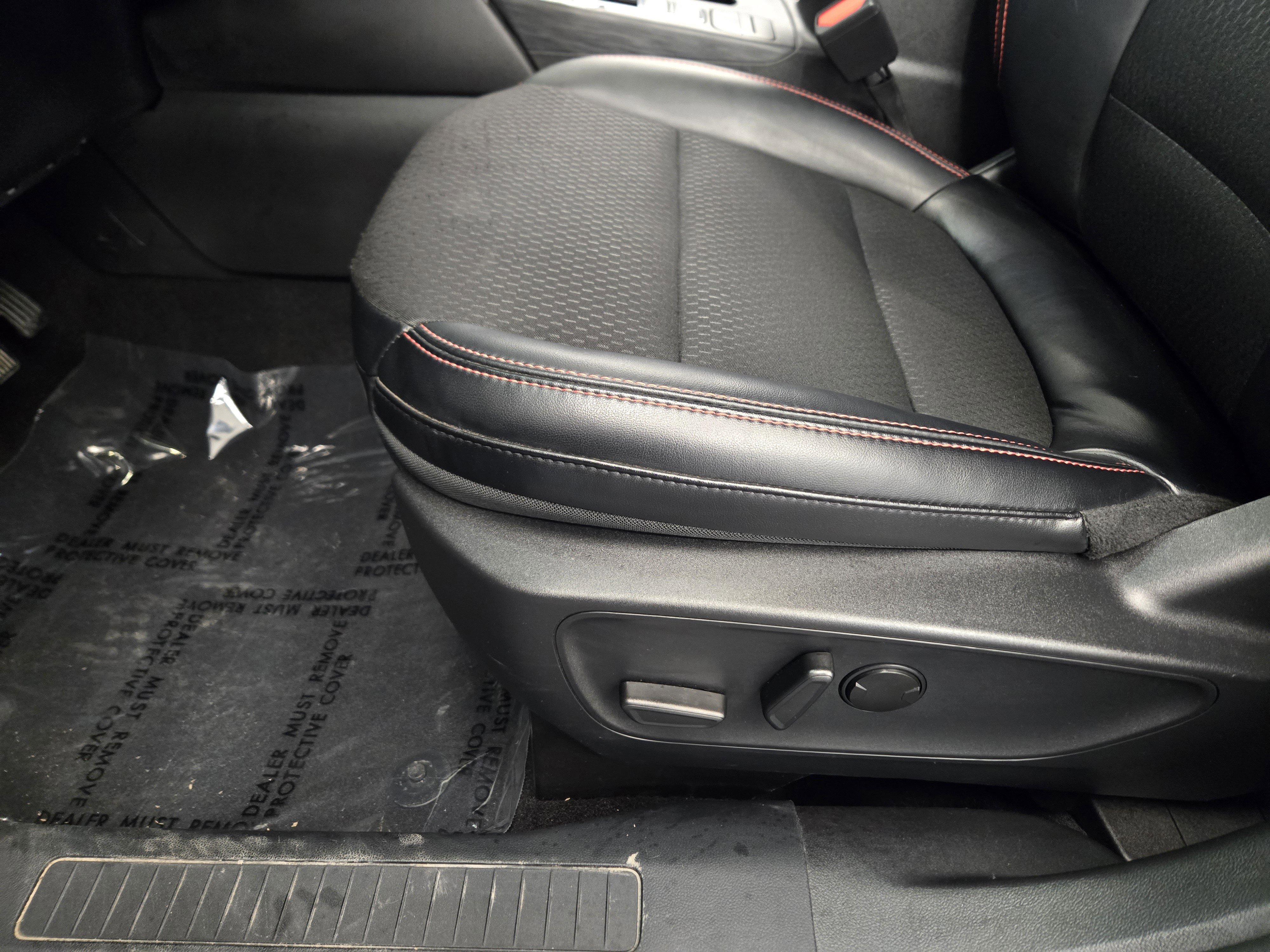 Certified 2025 Ford Escape ST-Line image 24