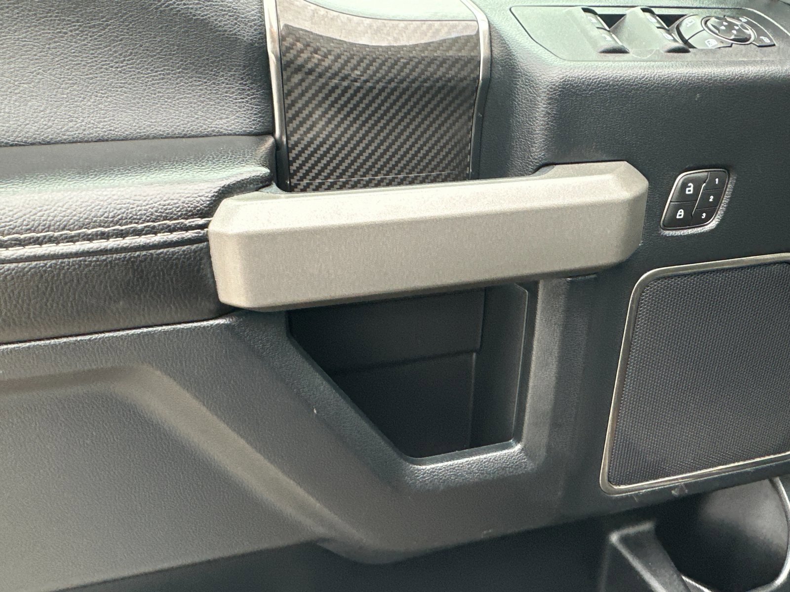 Certified 2020 Ford F150 Raptor w/ Equipment Group 802A Luxury image 11