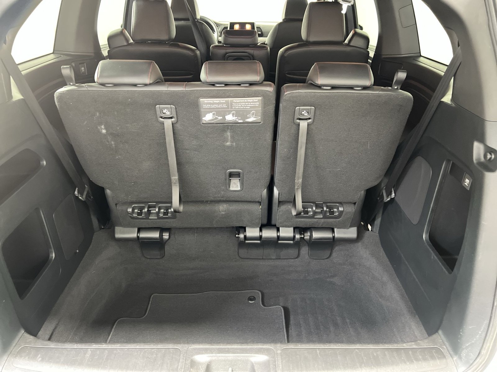Used 2024 Honda Odyssey Sport image 26