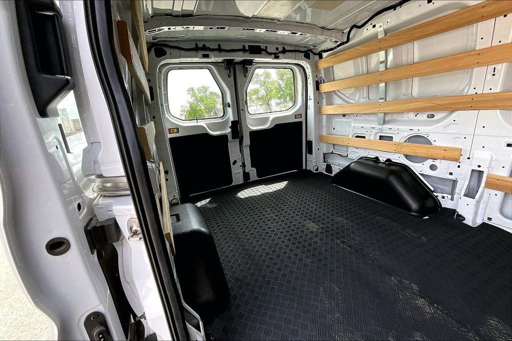 Certified 2024 Ford Transit 250 Low Roof w/ Exterior Upgrade Package RWD image 25