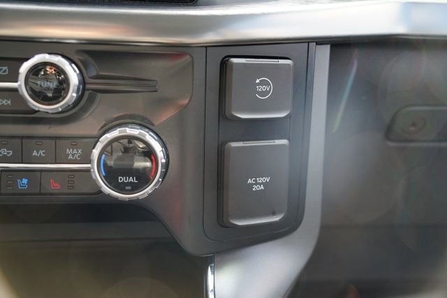 Certified 2021 Ford F150 Lariat w/ Trailer Tow Package AWD/4WD image 16