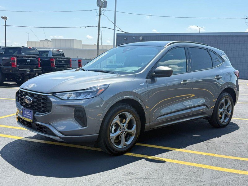Certified 2023 Ford Escape ST-Line w/ Tech Pack #1 AWD/4WD image 10
