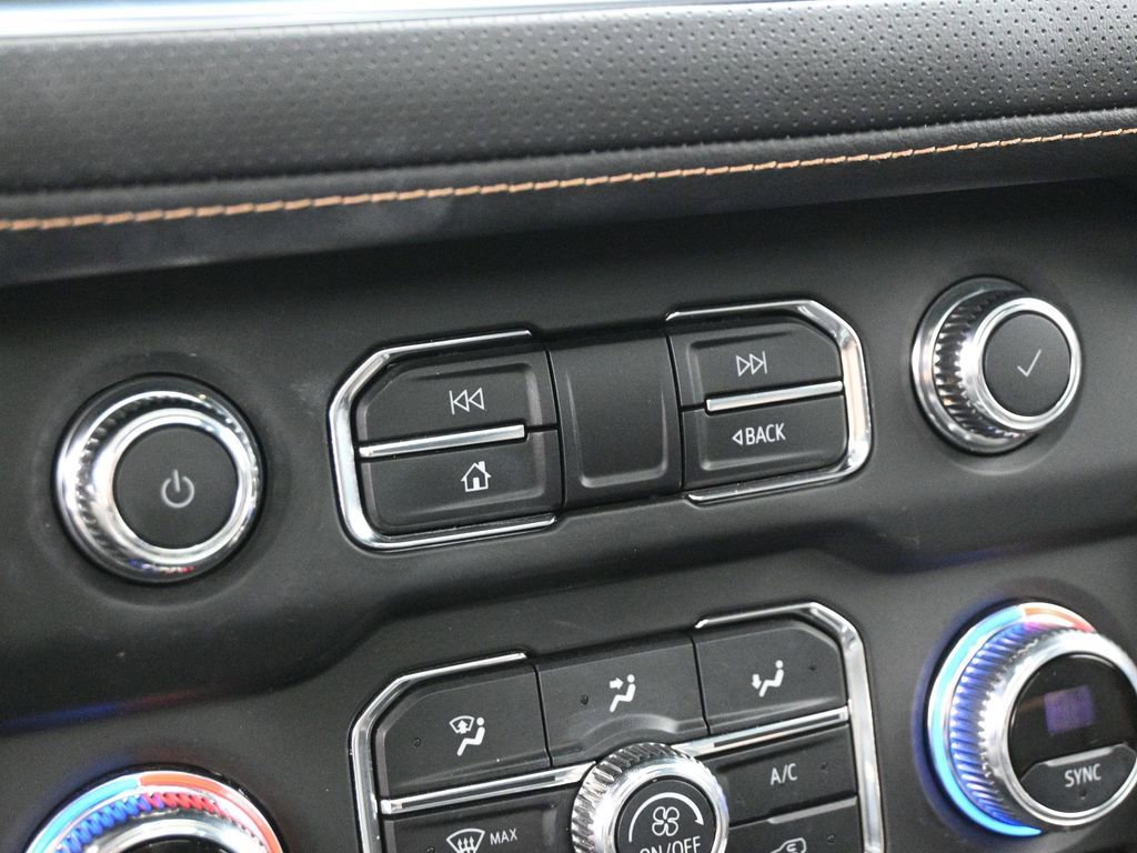 Used 2021 GMC Yukon AT4 w/ Rear Media and Nav Package image 18